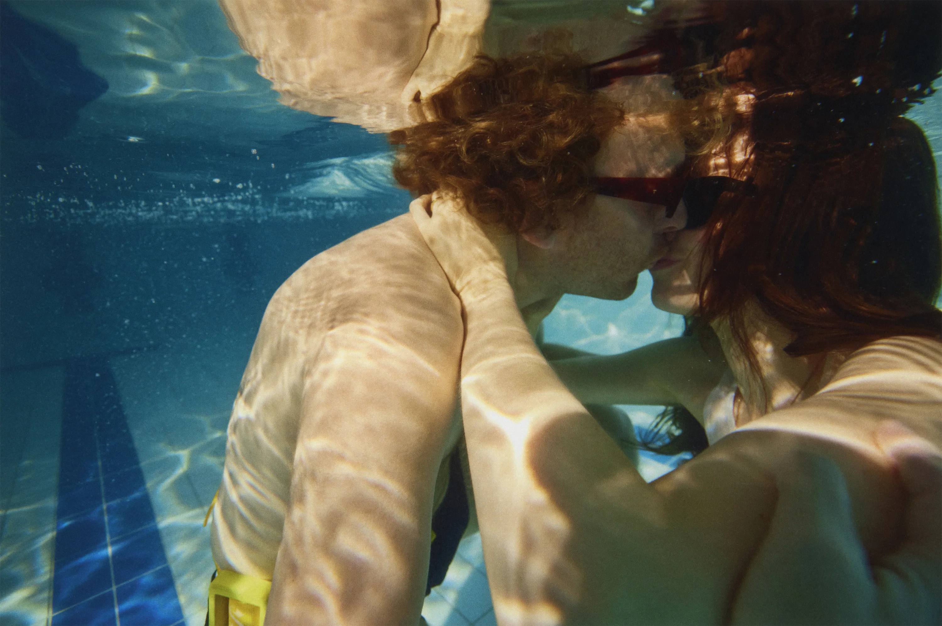 The ATLAS – Black & Black