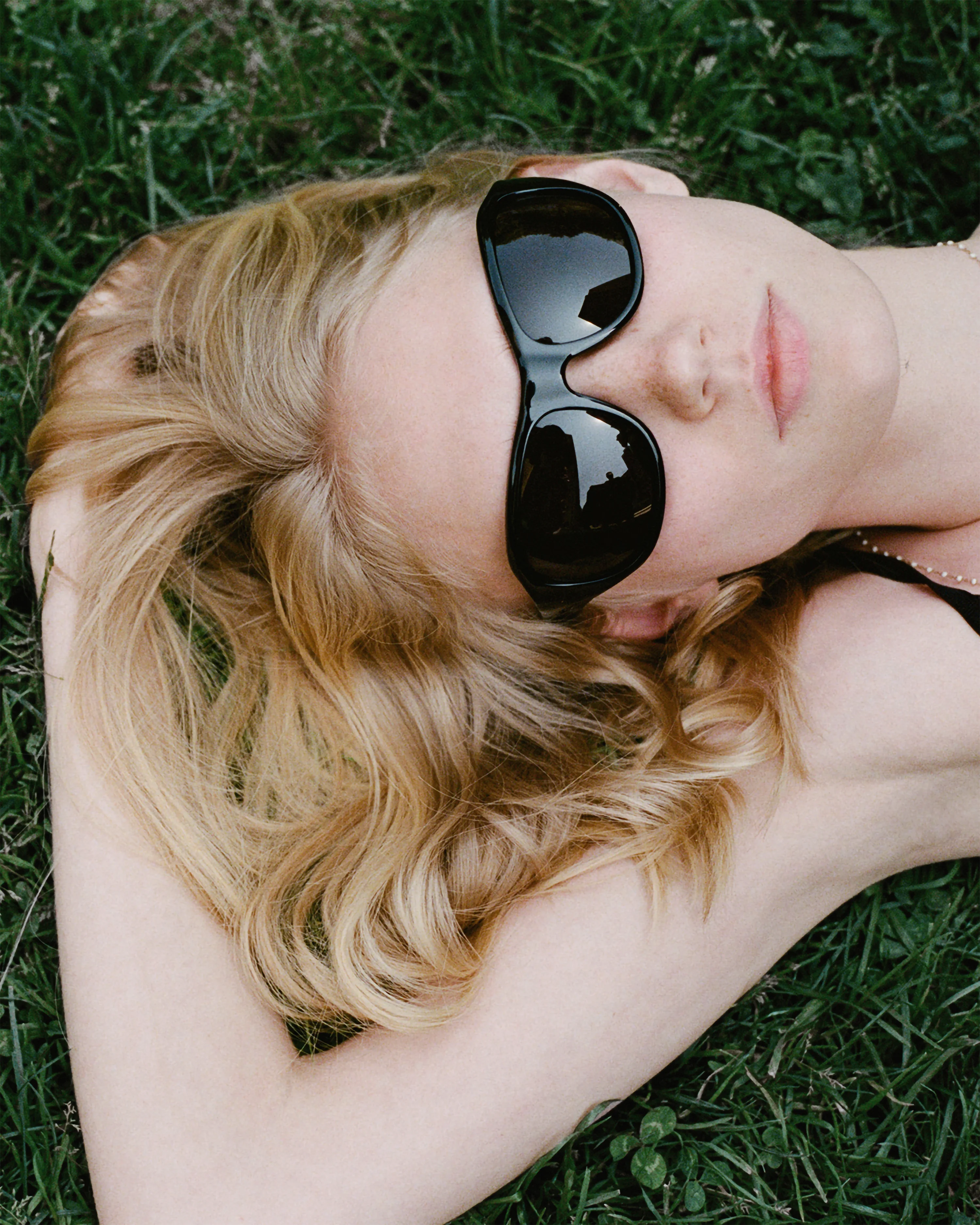 The ATLAS – Black & Black