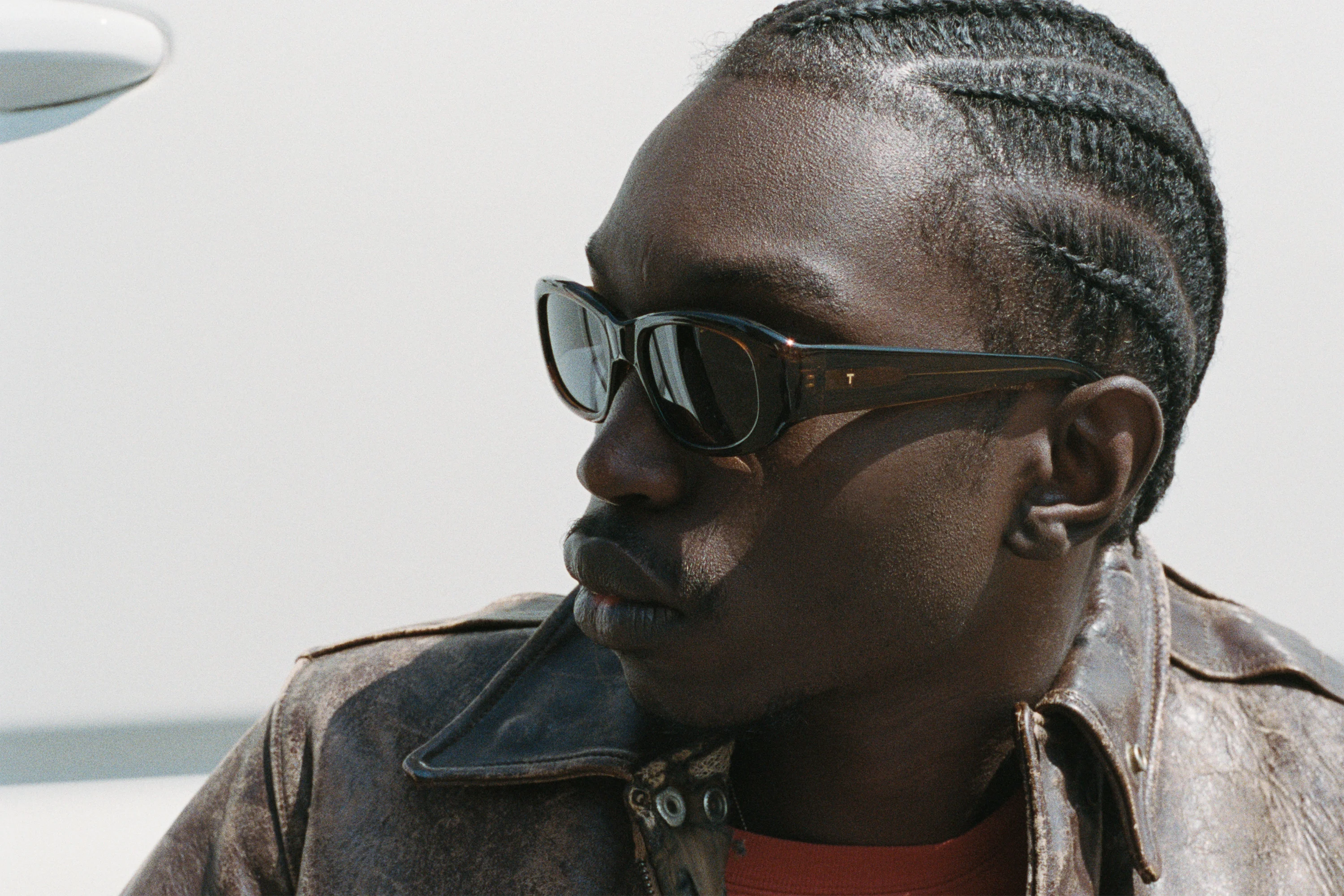 The AL – Crystal Brown & Black