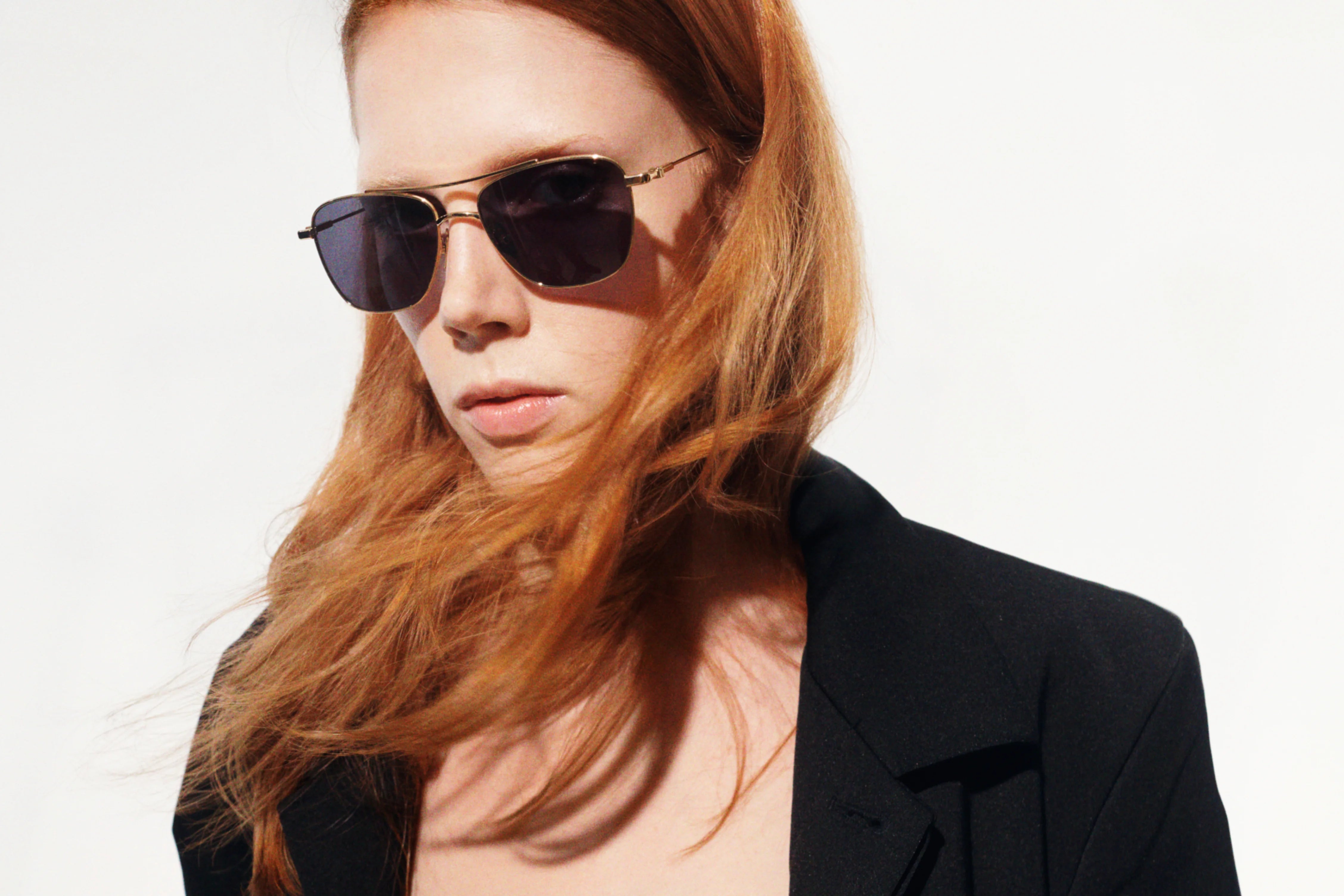 The MALONE – Gold & Black